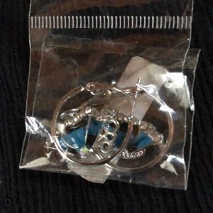TINY BUTTERFLY EARRINGS